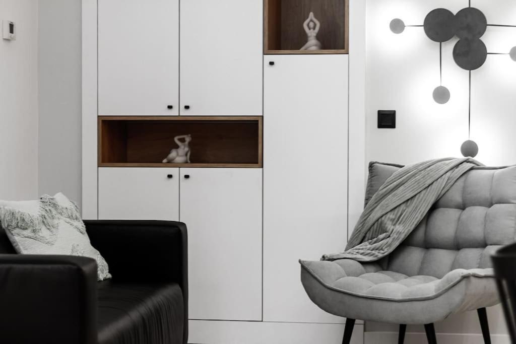 2 Bedroom W Ac Extravagant Gallery Loft By Newave Apartman